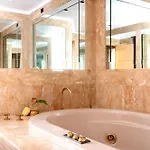 아파트 Homy - A Luxury Collection